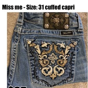 Miss me Jeans - Size:31 cuffed capris